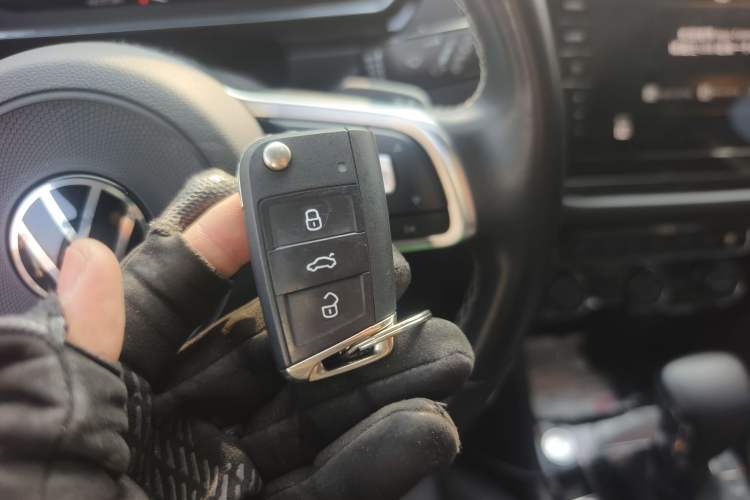 Used Volkswagen Tiguan L 2021 330TSI Automatic Two-Wheel Drive R-Line Enhanced Edition