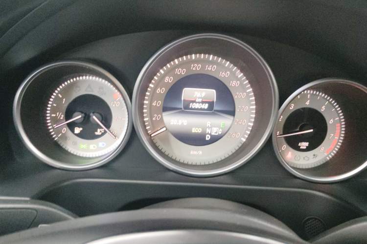 Used Mercedes-Benz E-Class 2015 Facelift E 200 L Sport Edition
