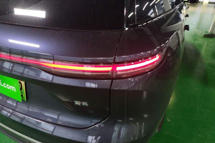 Used Nio ES8 2023 100kWh Signature Edition