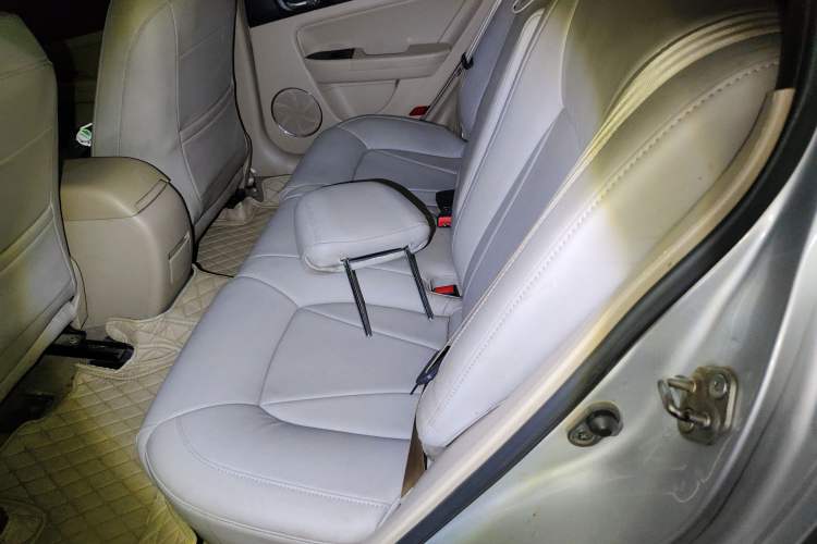 Used Bestune B50 2013 1.6L manual luxury version