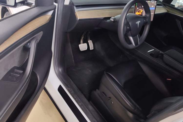 Used Tesla Model Y 2022 Performance High-Performance All-Wheel-Drive Version