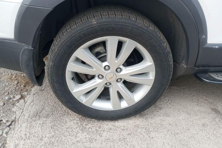 Used Chevrolet Captiva 2014 2.4L 4x4 Flagship Edition 7 Seats