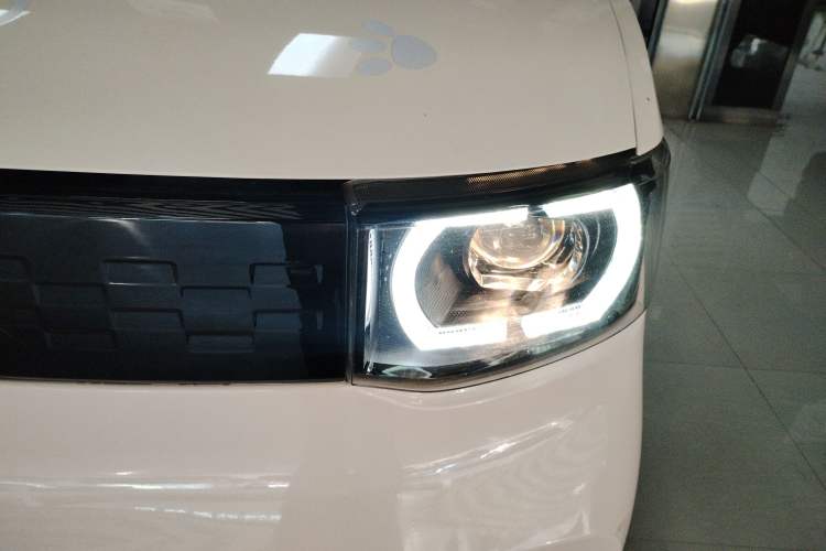 Used Wuling Hongguang MINIEV 2021 Macaron Premium Model – Lithium-NMC