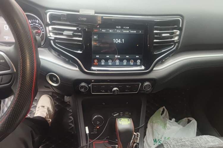 Used Jeep Grand Commander 2018 2.0T Four-Wheel Drive Enjoyment Version China V