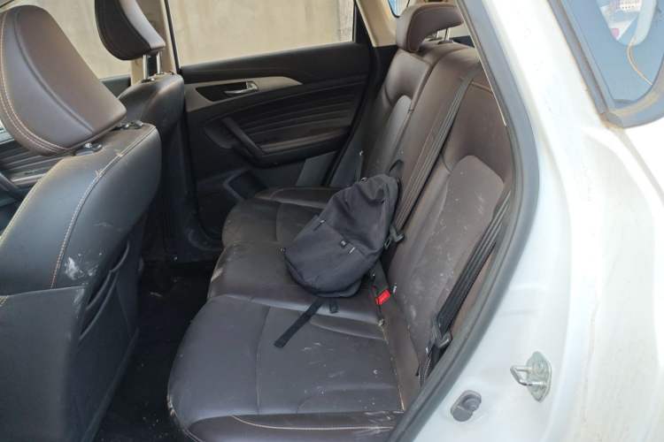 Used CHANGAN CS35PLUS 2019 1.6L Manual Chuanlian Edition