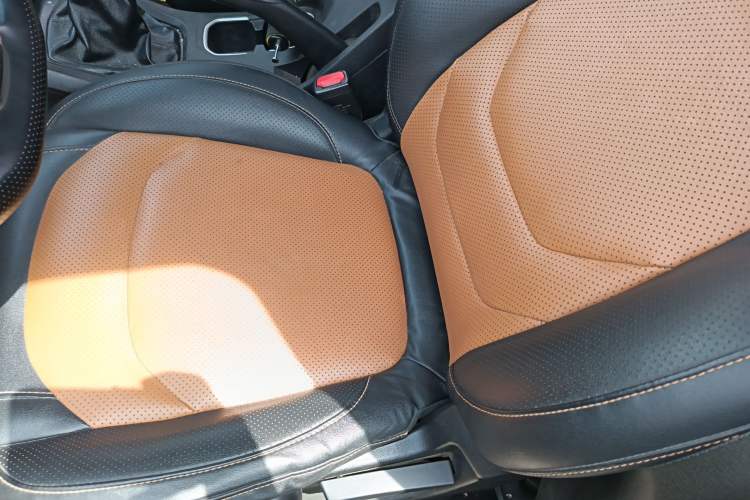 Used Wuling Hongguang S3 2018 1.5T Manual Comfort Model China V Standard Left Front Seat