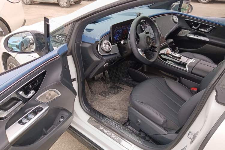 Used Mercedes-Benz EQE 2022 350 First Edition Special Version Driver Seat