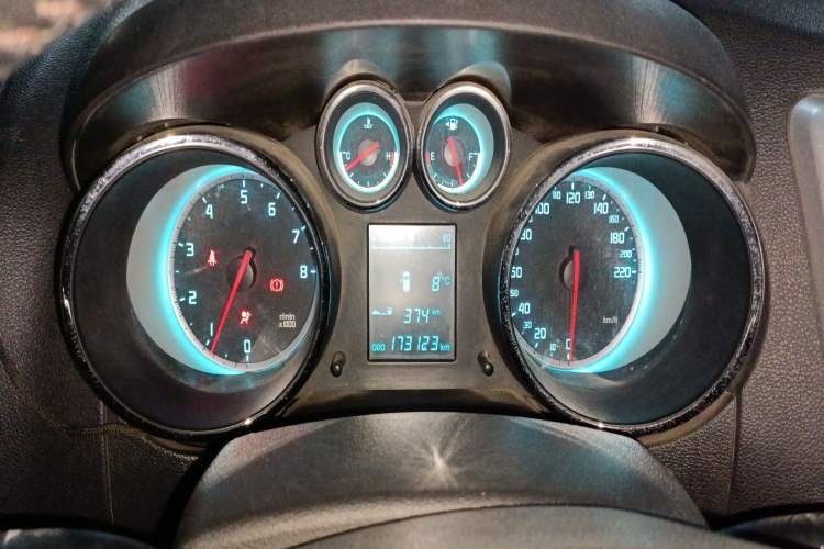 Used Changan CS35 2015 1.6L Manual Luxury Model China IV Standard