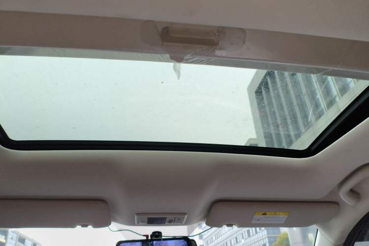 Used CHANGAN OSHAN X5 2021 Revised Version 1.5T DCT Luxury Edition Headliner