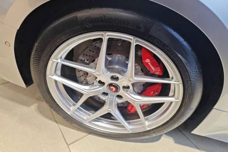 Used Audi A7 2023 45 TFSI Prestige Edition Right Rear Wheel Hub