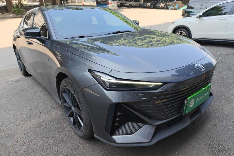 Used CHANGAN UNI-V iDD 2023 Zhidian iDD 1.5T 113km Smart & Fun Version (Rapid Edition)