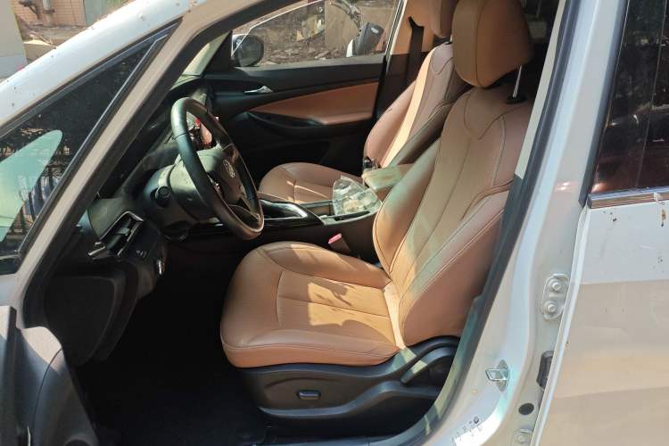 Used Buick GL6 2021 323T Mild Hybrid Connect Luxury Model