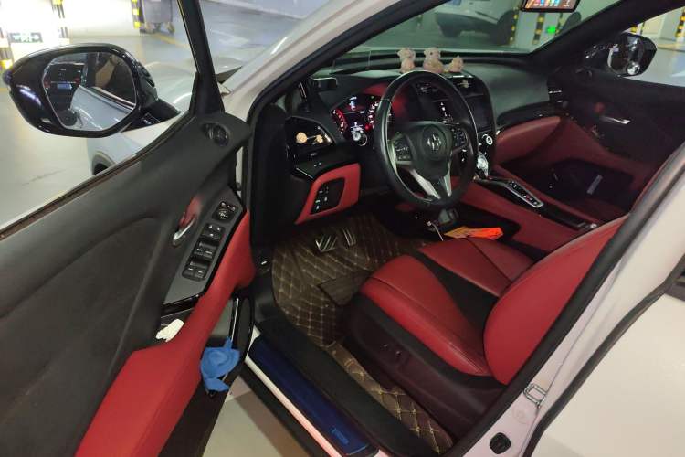 Used Acura CDX 2021 1.5T Two-Wheel Drive Deluxe · A-Spec Smart Safety Sport Model Driver Seat