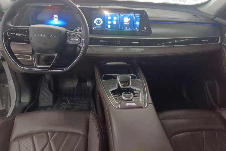 Used Chery Tiggo 8 PRO 2022 290T Two-Wheel Drive Haohan Edition 5 Seats Center Console