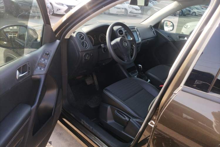 Used Volkswagen Tiguan 2017 300TSI Automatic Two-Wheel Drive Silk Road Luxury Edition