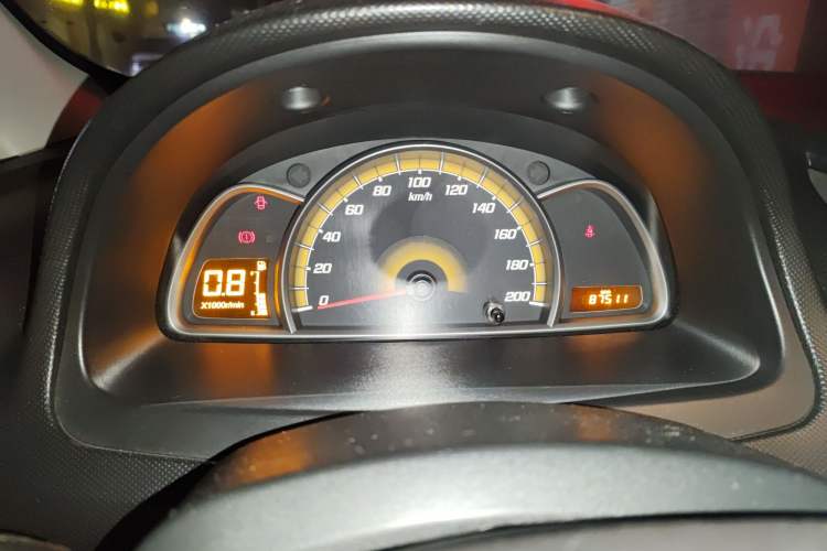 Used Chevrolet Sail 2013 Sedan 1.2L Manual Fashionable Happiness Edition
