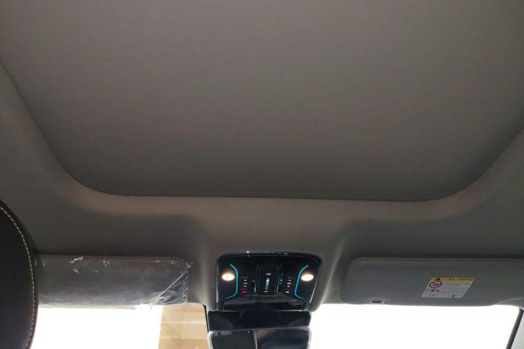 Used JETOUR X90 C-DM 2025 Luxury Edition 7-Seater