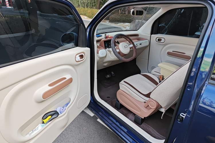 Used Bestune Pony 2026 222km Colorful Horse Driver Seat