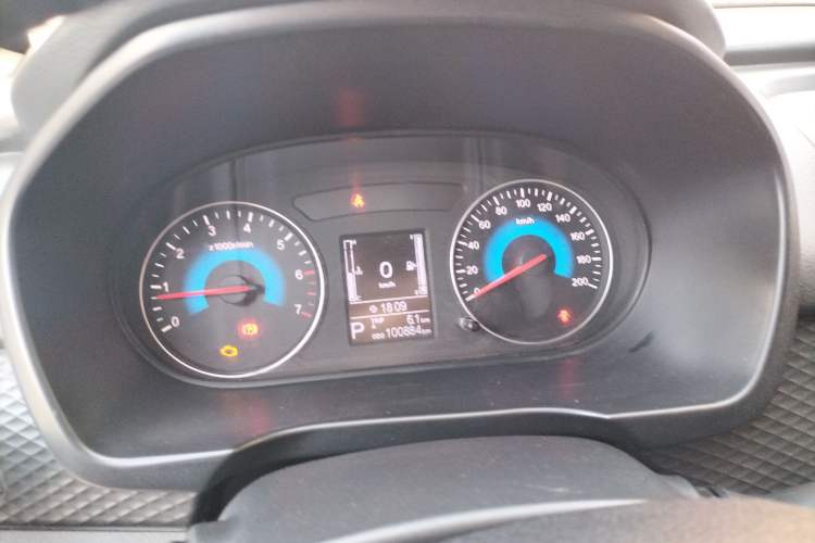 Used Dongfeng Fengon 370 2017 1.5L CVT Fashion Edition 7-Seater