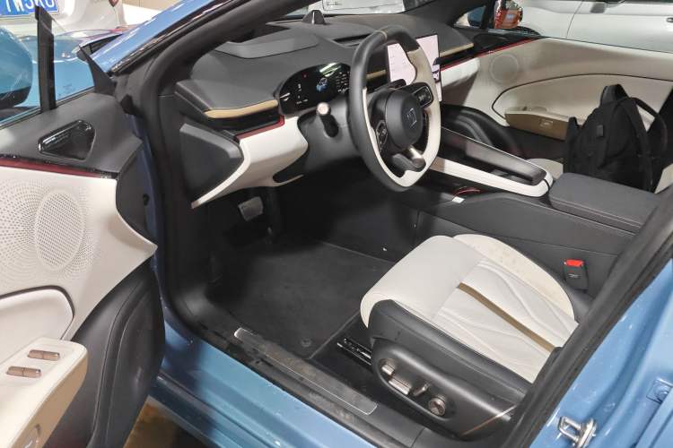 Used Zeekr 007GT 2025 Four-Wheel Drive Intelligent Driving Version 75 kWh
