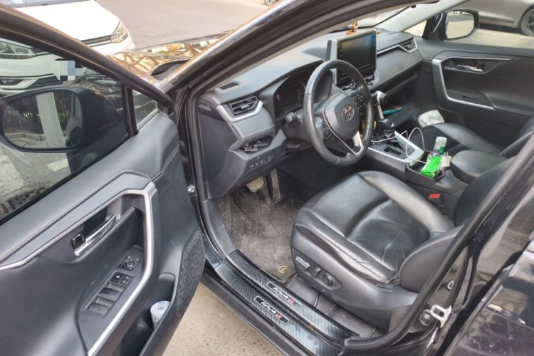 Used Toyota RAV4 2020 2.0L CVT Two-Wheel Drive Fashion PLUS Edition