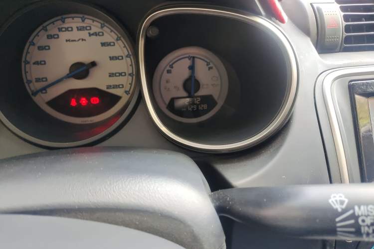 Used Everus S1 2013 1.5L Manual Sport Edition
