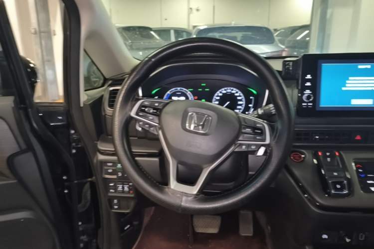 Used Honda Elysion 2022 2.0L eHEV Luxury Edition
