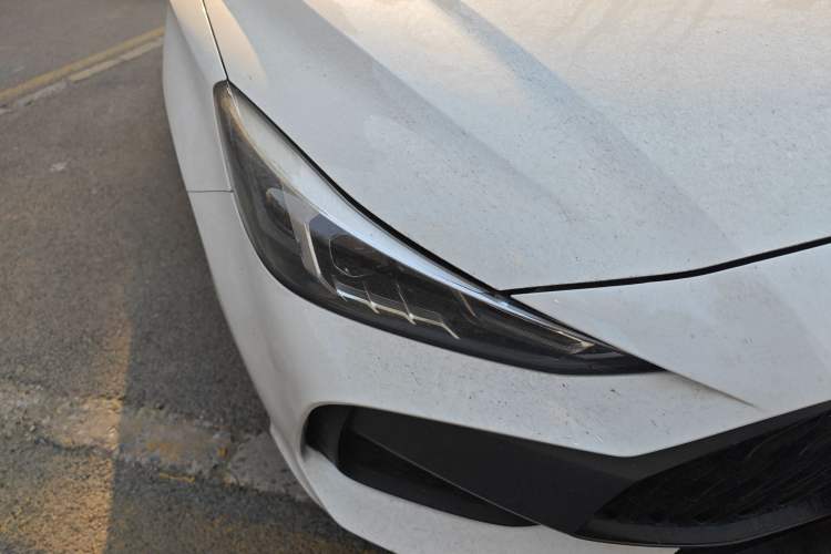 Used MG 5 2022 180 DVVT CVT Youth Luxury Edition