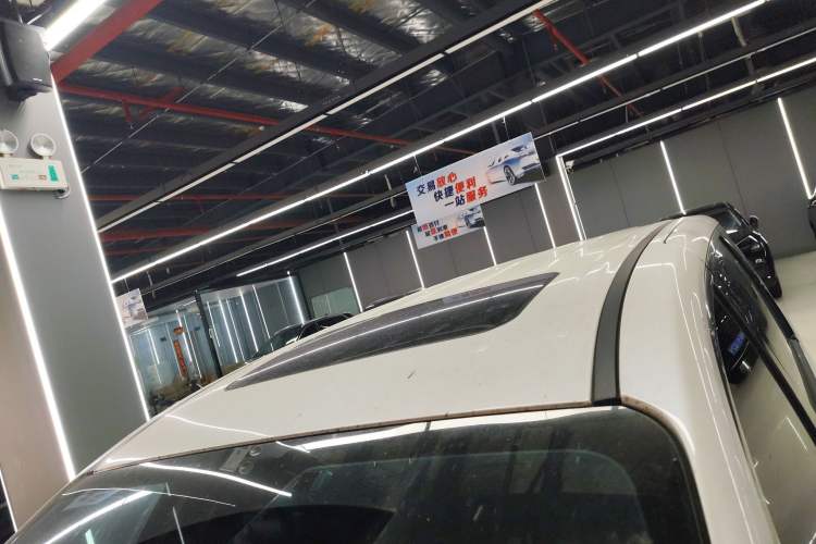 Used GAC Trumpchi M8 2021 Revised Version Lingxiu Series 390T Luxury Edition Roof