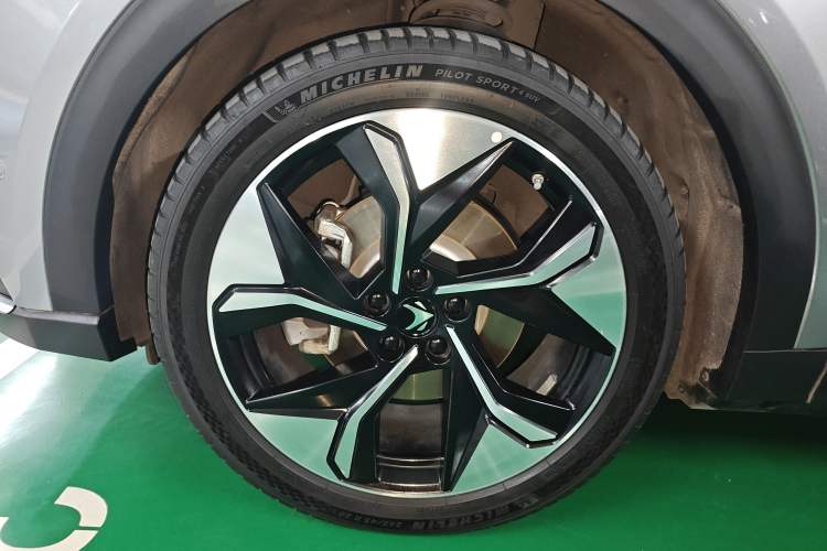 Used ARCFOX Alpha T 2021 653S+ 175kW
