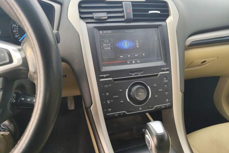 Used Ford Mondeo 2013 1.5L GTDi180 Comfort Model
