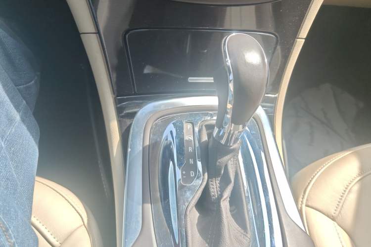 Used Buick Regal 2015 2.0L Elite Fashion Edition