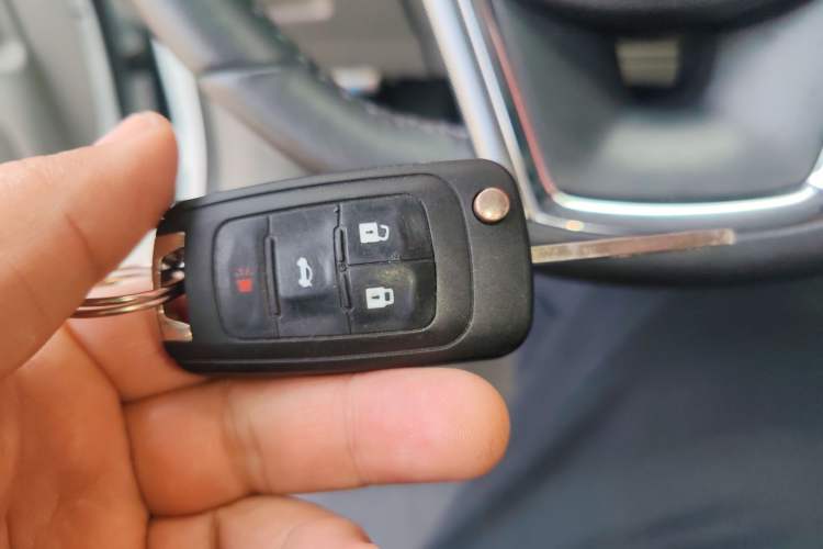 Used Chevrolet Malibu 2014 2.0L Automatic Luxury Edition Interior 1