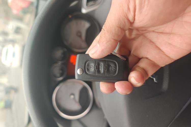 Used Peugeot 308 2014 Enjoy Edition Classic 1.6L Automatic Premium Model
