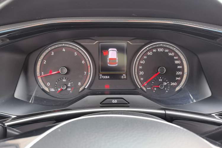 Used Volkswagen Tayron 2019 330TSI Two-Wheel-Drive Luxury Version China V Emission Standard
