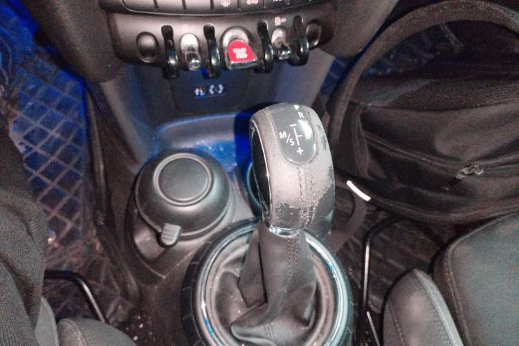 Used MINI 2016 1.5T COOPER Gear Lever