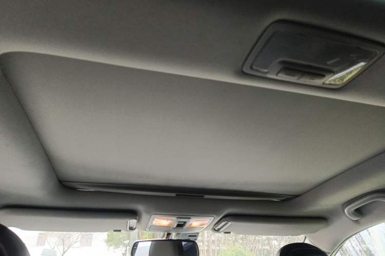 Used Kia Sorento 2012 2.2T Diesel Luxury Edition
