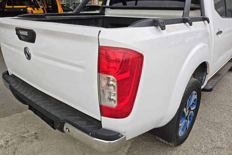 Used Dongfeng Ruichi 6 2020 EV model
