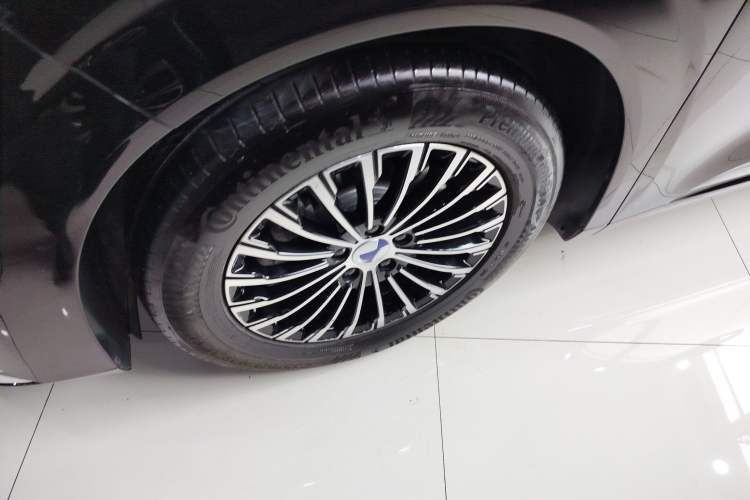 Used Denza D9 2024 DM-i 980 Four-Wheel Drive Prestige Model