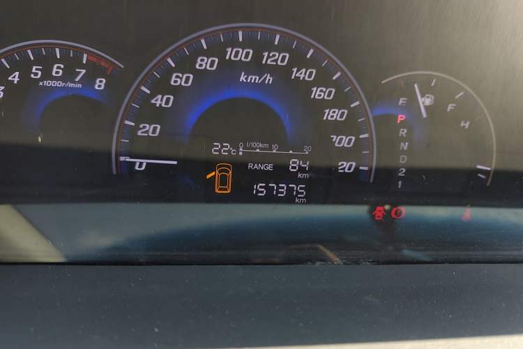 Used Honda Elysion 2015 2.4L VTi-S Prestige Edition Odometer Close Up