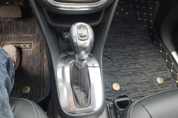 Used Buick Encore 2014 1.4T Automatic Two-Wheel Drive Urban Elite Model