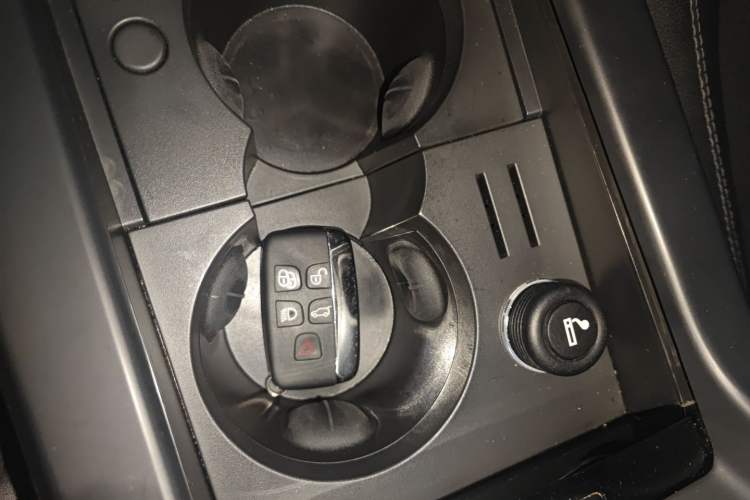 Used Land Rover Discovery Sport 2017 2.0T PURE
