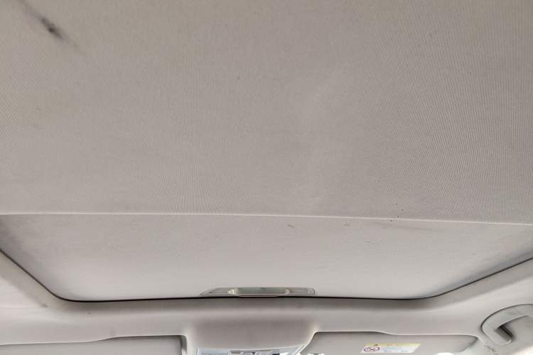 Used Volkswagen Lavida 2019 1.5L Automatic Vision Edition China VI Standard Headliner