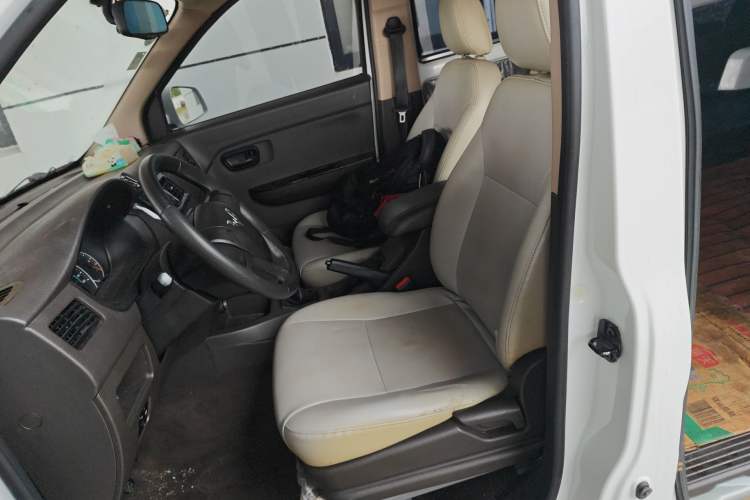 Used Wuling Rongguang V 2016 1.5L Standard Version Left Front Seat