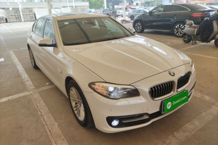 Used BMW 5 Series 2014 525Li Leading Model Front Right 45 Deg