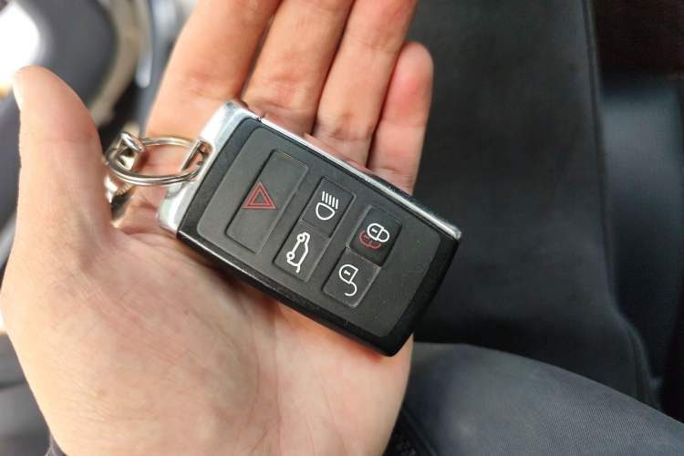 Used Land Rover Discovery Sport 2020 249 PS R-Dynamic Performance Tech Edition 7 Seats