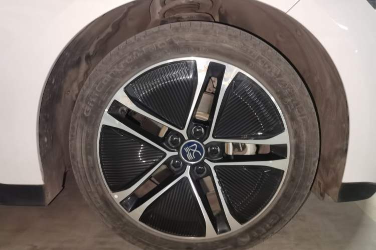 Used BYD Han 2023 EV Champion Edition 605KM Front-Drive Premium Model