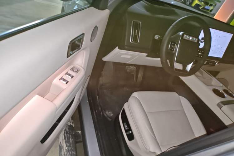 Used Li Auto L7 2025 Max Smart Refresh Edition
