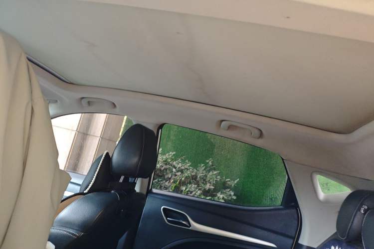 Used MG ZS 2018 1.5L Automatic Luxury Edition China V Standard
