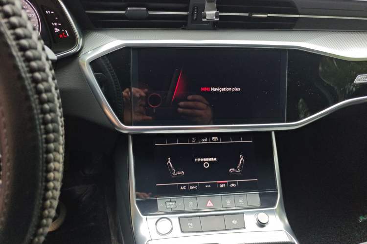 Used Audi A6L 2019 40 TFSI Luxury Dynamic Model Audio And AC Panel